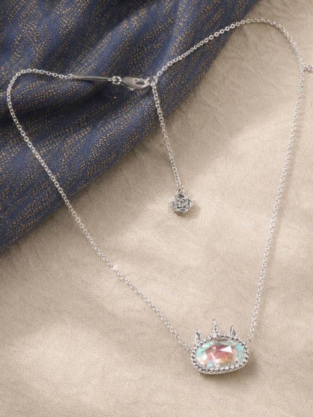 Kendra Scott Elisa Unicorn Silver Pendant Necklace - Picture 2 of 2